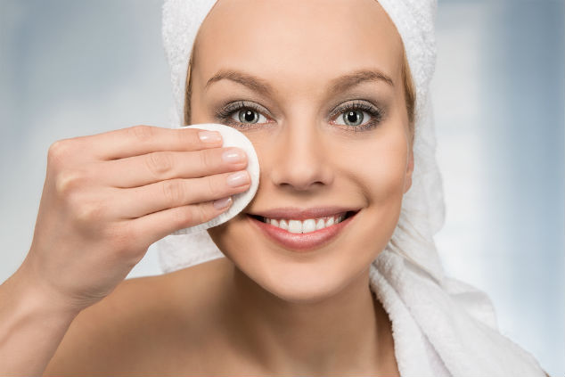 Entenda de uma vez por todas a diferença entre água termal, água dermatológica e água micelar