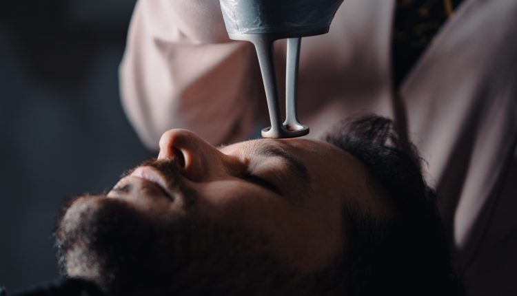 Estética masculina: cuidado com beleza está ganhando cada dia mais a adesão dos homens