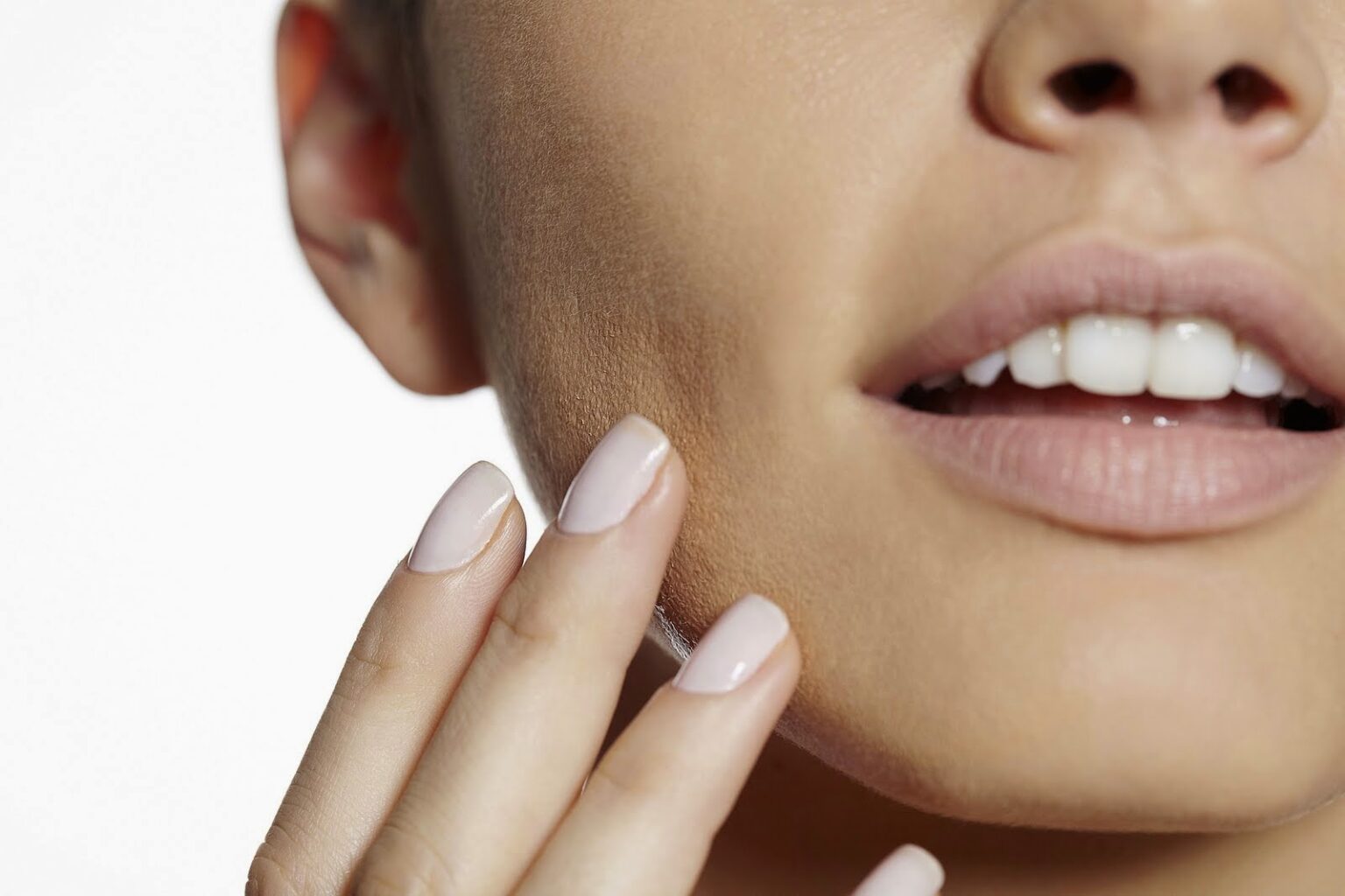 Pele seca ou envelhecida? Confira 4 dicas definitivas para cuidar da pele no inverno