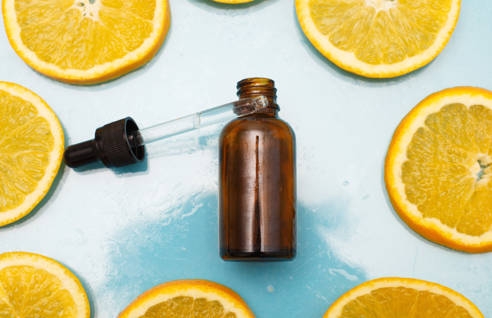 Vitamina C no skincare: um guia para usar o ativo no cuidado da pele